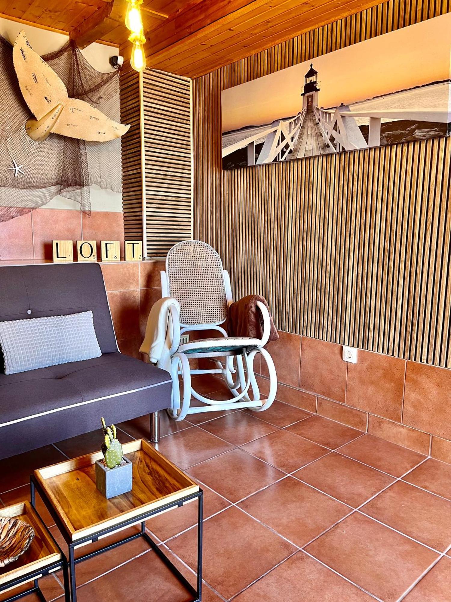 Loft Nordeste Lastres Eksteriør billede